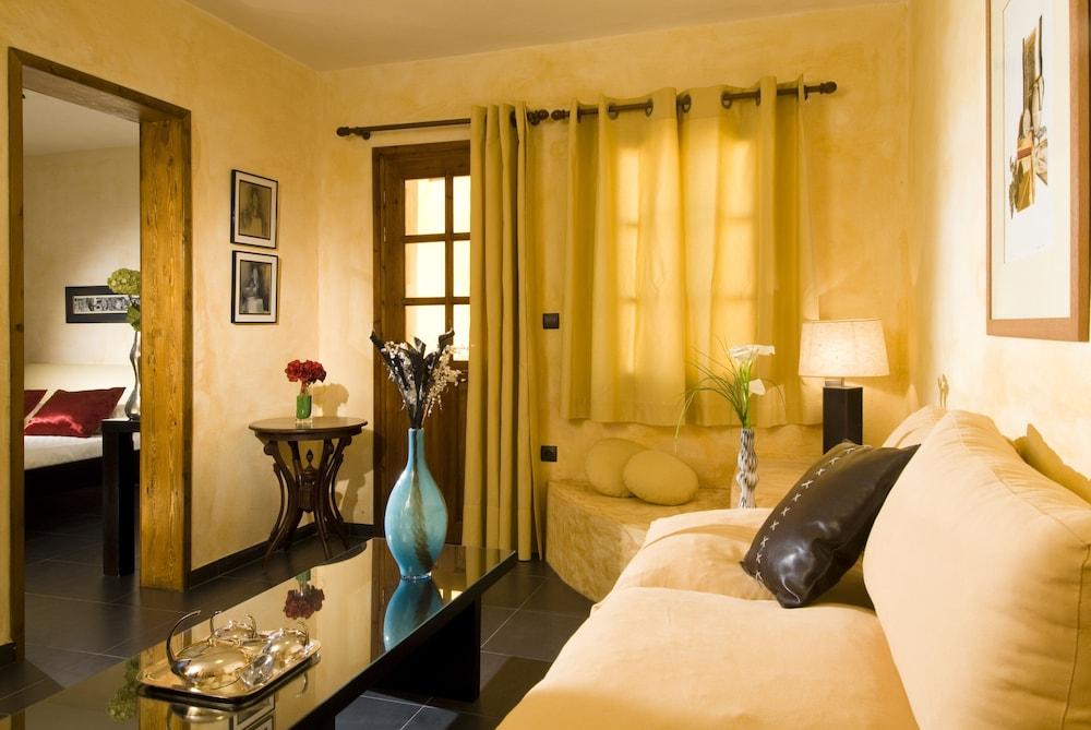 The Petra, Small Luxury Hotels Of The World Grikos Bay  Exterior photo